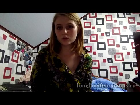❤️ Juna blonda studento el Rusio ŝatas pli grandajn dikojn. ️ Pornvideo ĉe ni