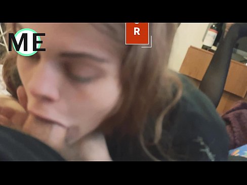 ❤️ Gorĝa diko, ŝiriĝinta kalsonŝtrumpoj kaj ŝiritaj kalkanoj agrable renkonti ️ Pornvideo ĉe ni